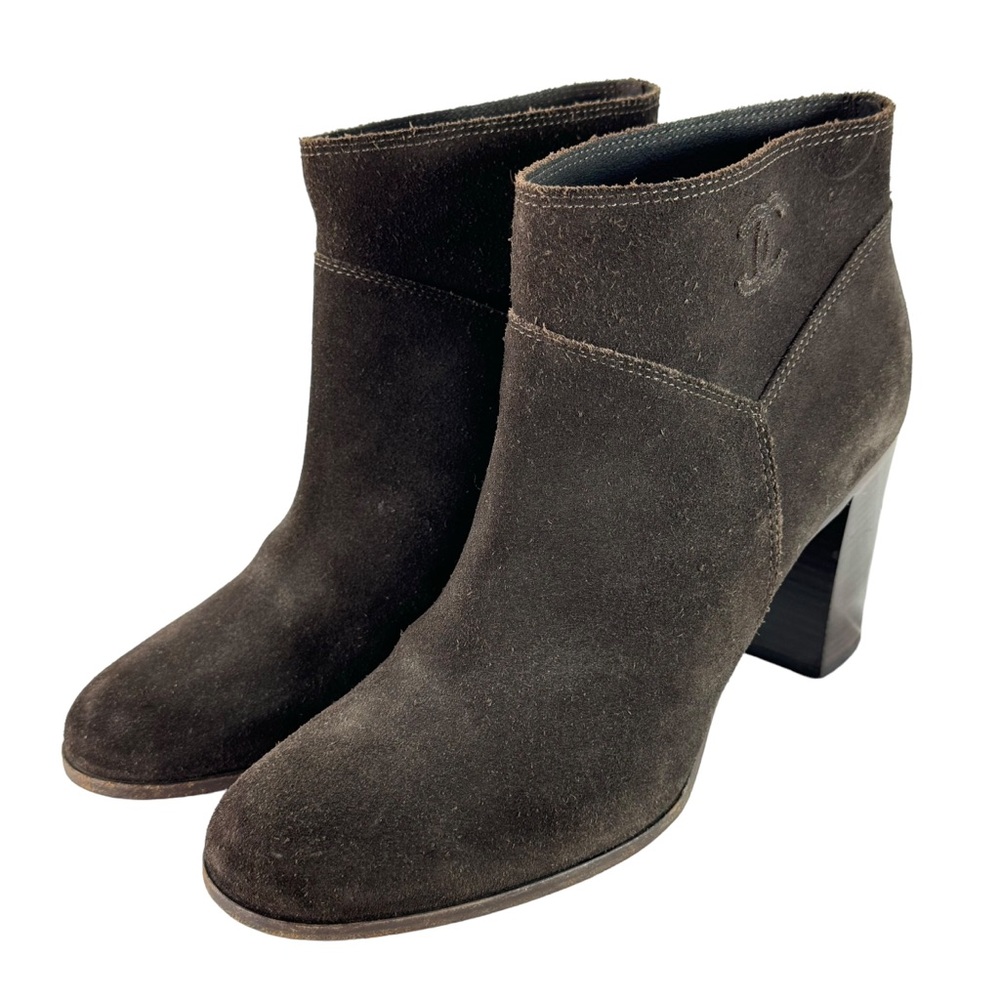 CHANEL Brown Suede CC Ankle Women's Booties Made in Italy Marked as 41 - 11US - Picture 4 of 11